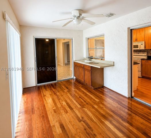 5156 Michael Dr, West Palm Beach, FL 33417