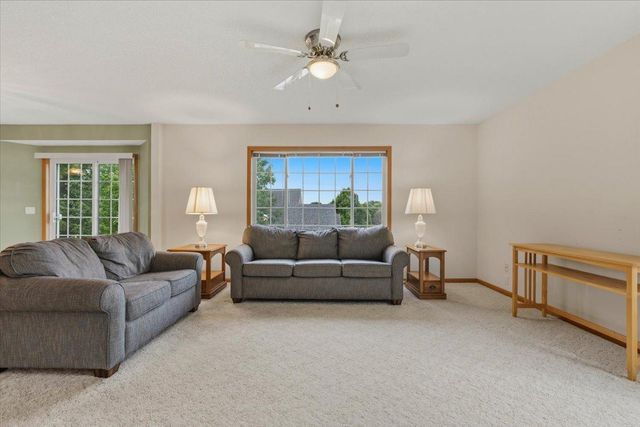 931 Sterling Street S, Maplewood, MN 55119