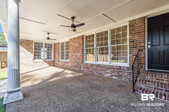 301 E Indian Creek Drive, Mobile, AL 36607