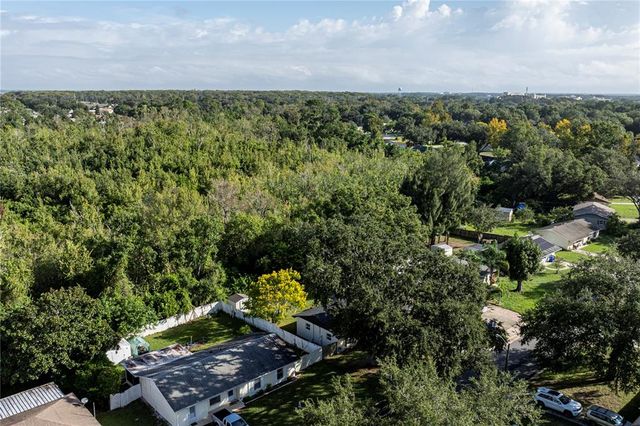 1240 CEDAR AVENUE, Tavares, FL 32778