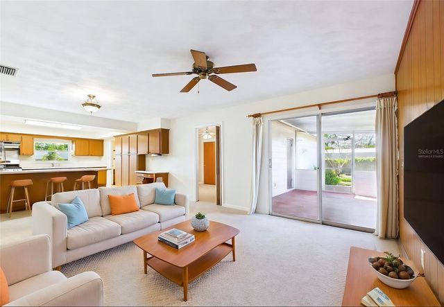 1601 LARK LANE, Brandon, FL 33510