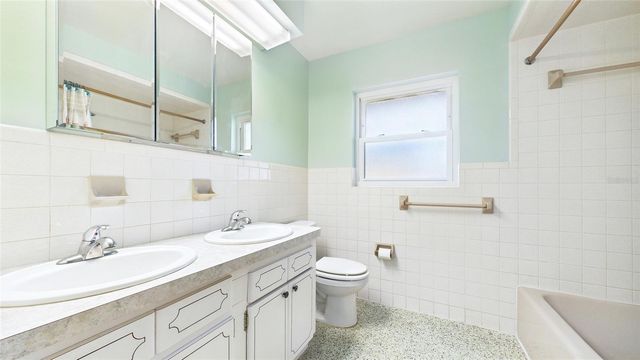 1601 LARK LANE, Brandon, FL 33510