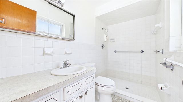 1601 LARK LANE, Brandon, FL 33510