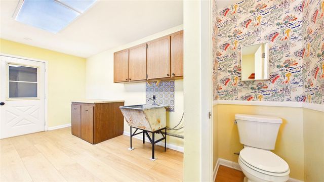 1601 LARK LANE, Brandon, FL 33510