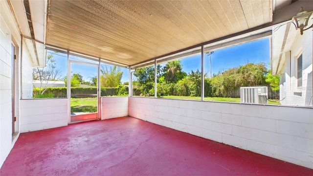 1601 LARK LANE, Brandon, FL 33510