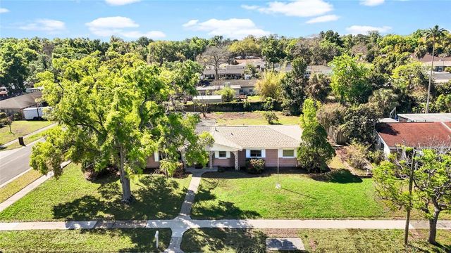 1601 LARK LANE, Brandon, FL 33510