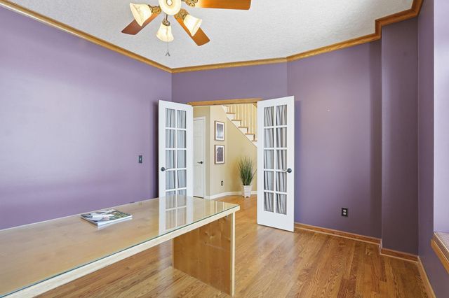 6340 Summit Circle, Chanhassen, MN 55317