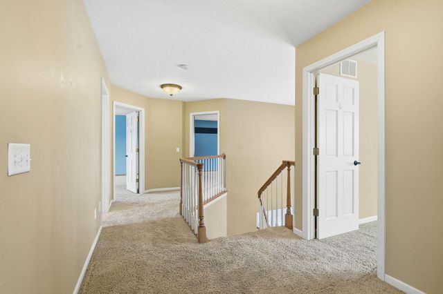 6340 Summit Circle, Chanhassen, MN 55317