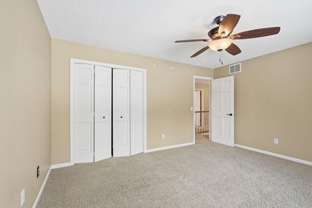 6340 Summit Circle, Chanhassen, MN 55317