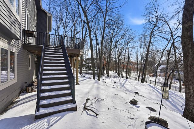 6340 Summit Circle, Chanhassen, MN 55317