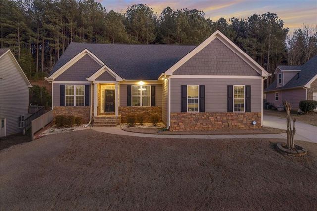 6365 Aarons Way, Flowery Branch, GA 30542