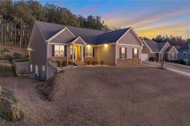 6365 Aarons Way, Flowery Branch, GA 30542