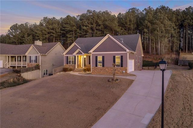 6365 Aarons Way, Flowery Branch, GA 30542