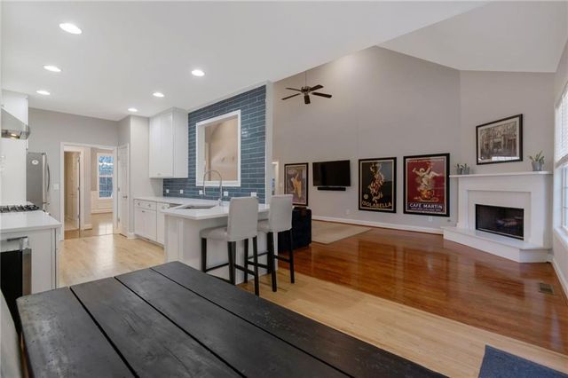6365 Aarons Way, Flowery Branch, GA 30542