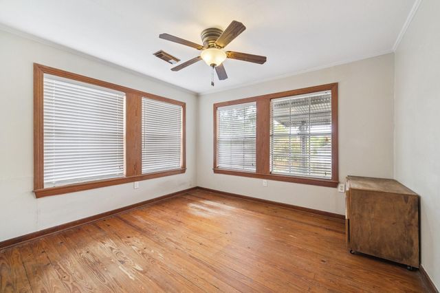 510 E Main Street, Humble, TX 77338