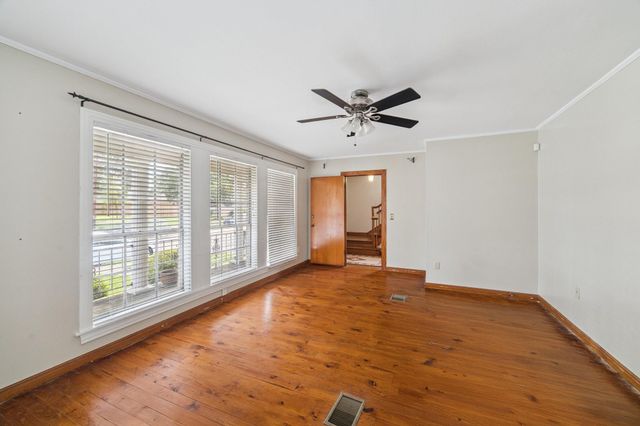 510 E Main Street, Humble, TX 77338