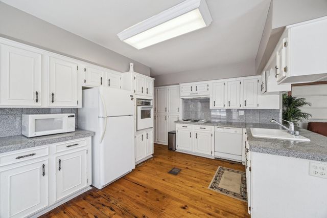 510 E Main Street, Humble, TX 77338