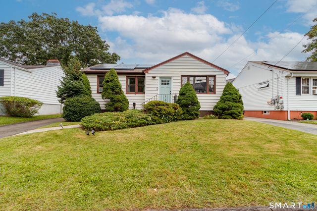 415 Painter Drive, West Haven, CT 06516