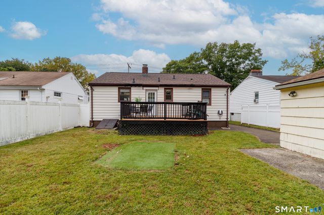 415 Painter Drive, West Haven, CT 06516