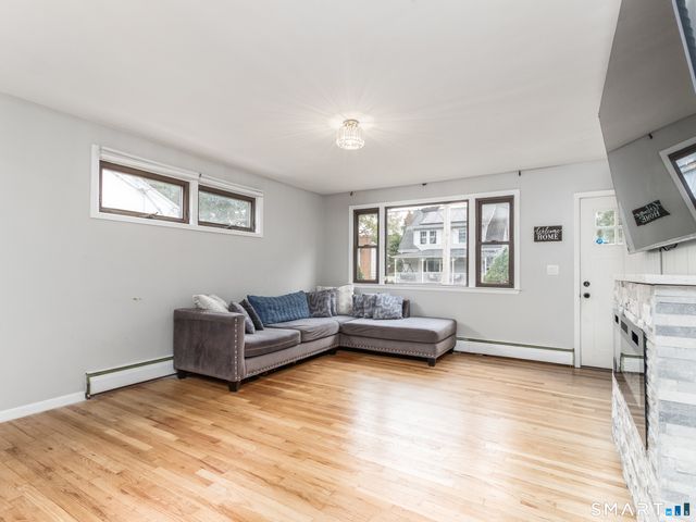 415 Painter Drive, West Haven, CT 06516