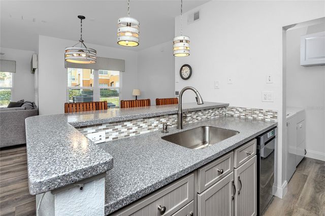 10764 70TH AVENUE 5104, Seminole, FL 33772