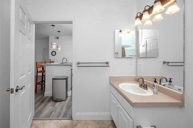 10764 70TH AVENUE 5104, Seminole, FL 33772