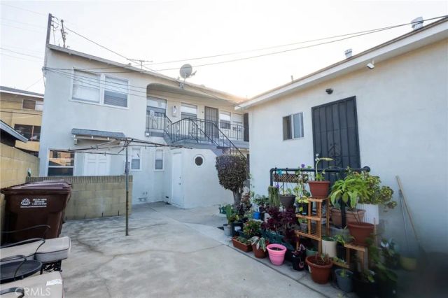 7136 Stafford Avenue, Huntington Park, CA 90255
