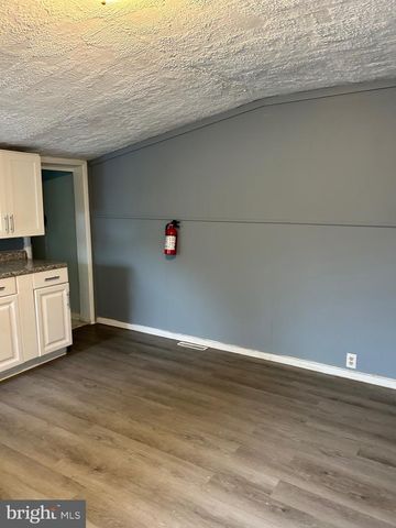 184 RANCOCAS RD, Mount Holly, NJ 08060
