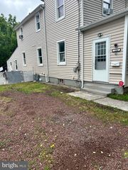 184 RANCOCAS RD, Mount Holly, NJ 08060