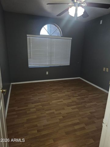 5045 W TOPEKA Drive, Glendale, AZ 85308