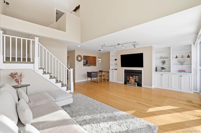 150 N Bedford Road 6D, Chappaqua, NY 10514