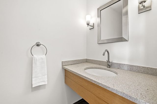 150 N Bedford Road 6D, Chappaqua, NY 10514