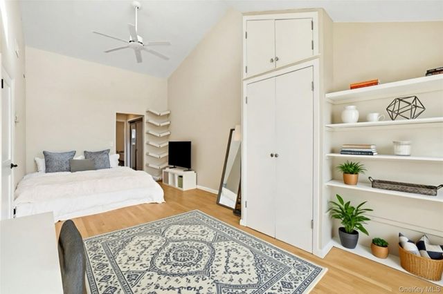 150 N Bedford Road 6D, Chappaqua, NY 10514