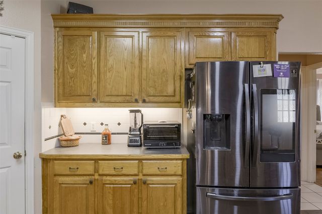 137 Cactus Road, Waxahachie, TX 75165