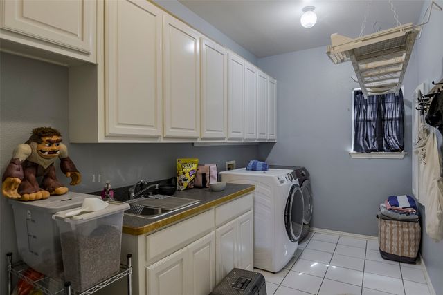 137 Cactus Road, Waxahachie, TX 75165