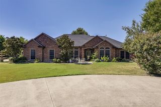 137 Cactus Road, Waxahachie, TX 75165