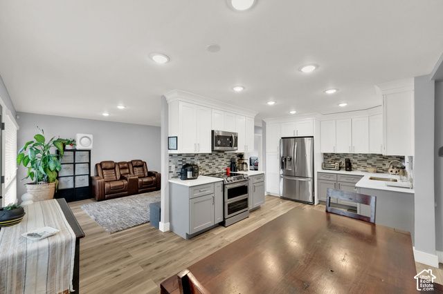 1126 N VICTORIA WAY, Salt Lake City, UT 84116