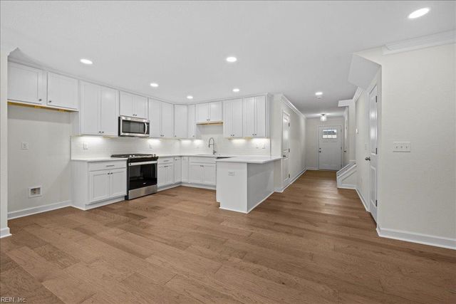 303 Living Water WAY, Virginia Beach, VA 23452