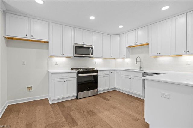 303 Living Water WAY, Virginia Beach, VA 23452