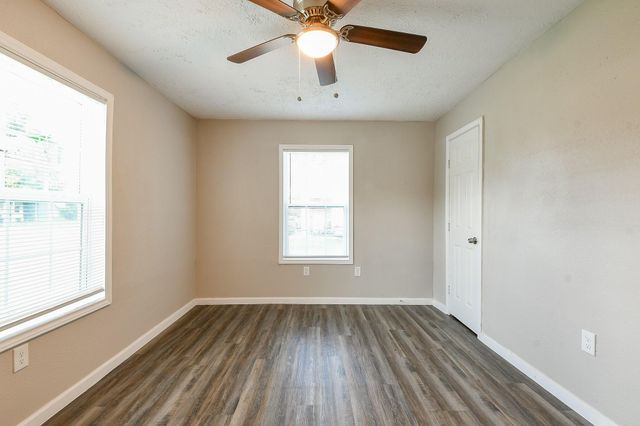 319 Rustic Drive, Pasadena, TX 77502