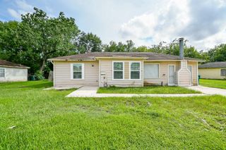 319 Rustic Drive, Pasadena, TX 77502
