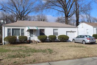 1501 Akron Drive, St Louis, MO 63137