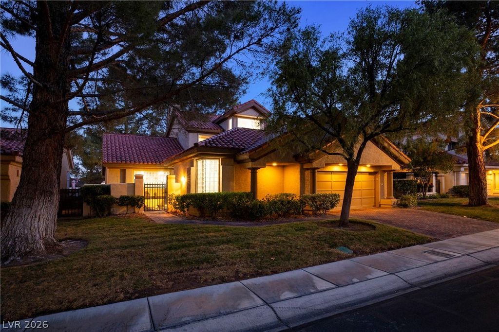 8271 Turtle Creek Circle, Las Vegas, NV 89113 — exterior