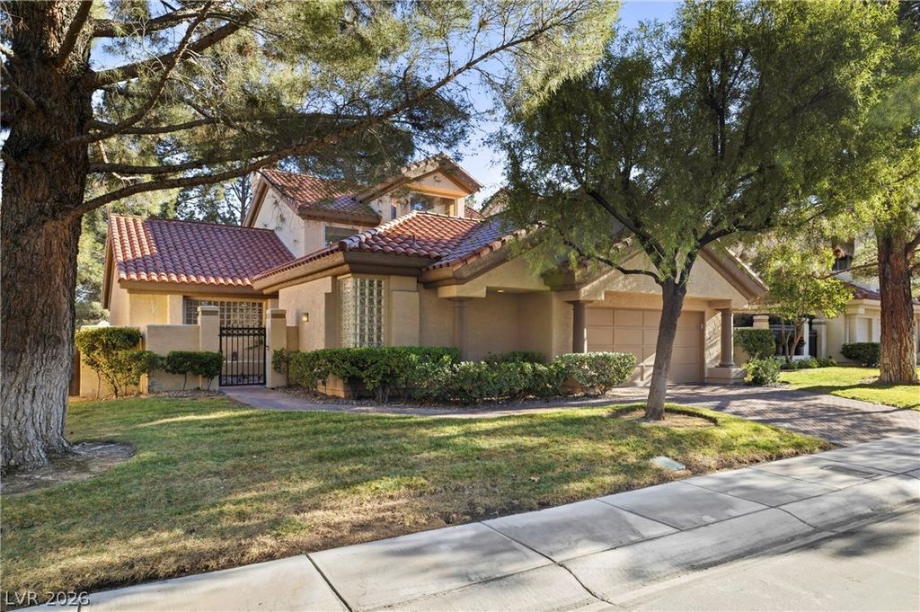 8271 Turtle Creek Circle, Las Vegas, NV 89113 — photo 4