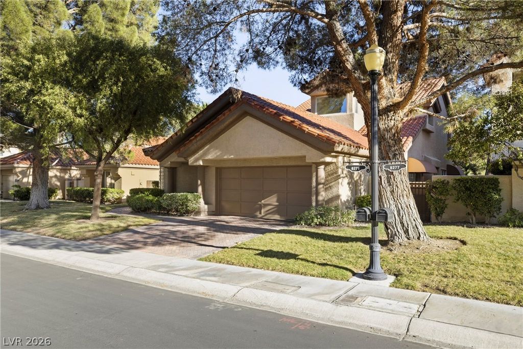 8271 Turtle Creek Circle, Las Vegas, NV 89113 — photo 5
