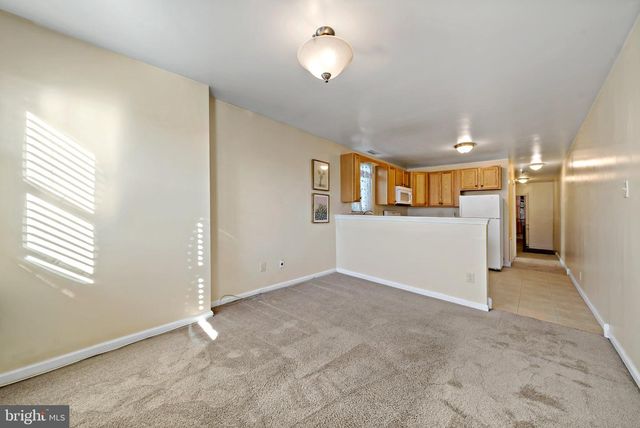 1942 WOLF ST, Philadelphia, PA 19145