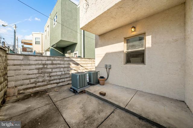 1942 WOLF ST, Philadelphia, PA 19145