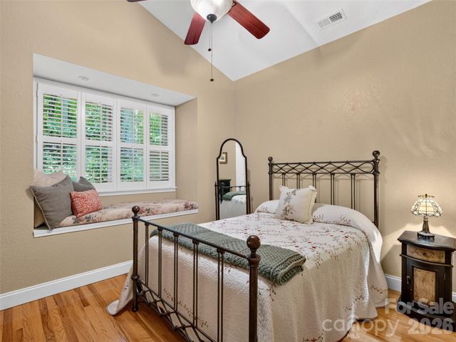 427 Locust Drive, Maggie Valley, NC 28751