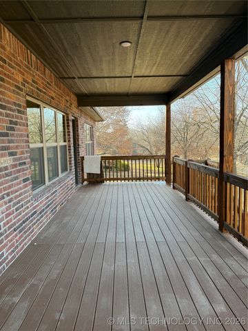 15971 Munson Court, Skiatook, OK 74070