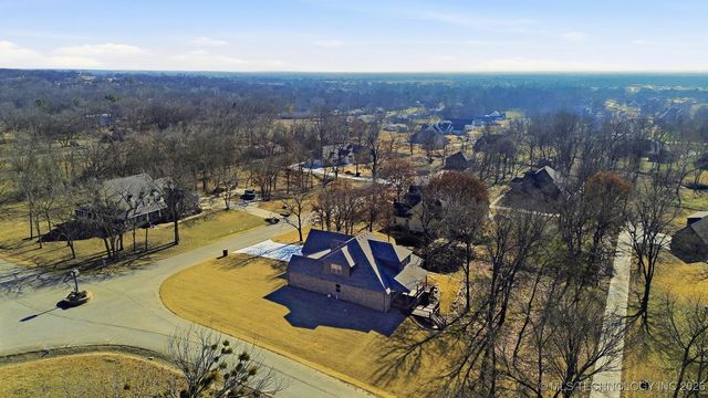 15971 Munson Court, Skiatook, OK 74070